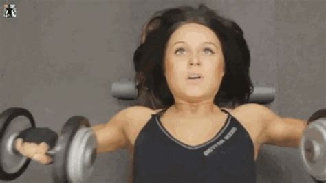 GIFs Give Bouncing Boobs Some Extra Oomph (44 gifs) Posted in GIF 24 Jul 2013 514532 12.